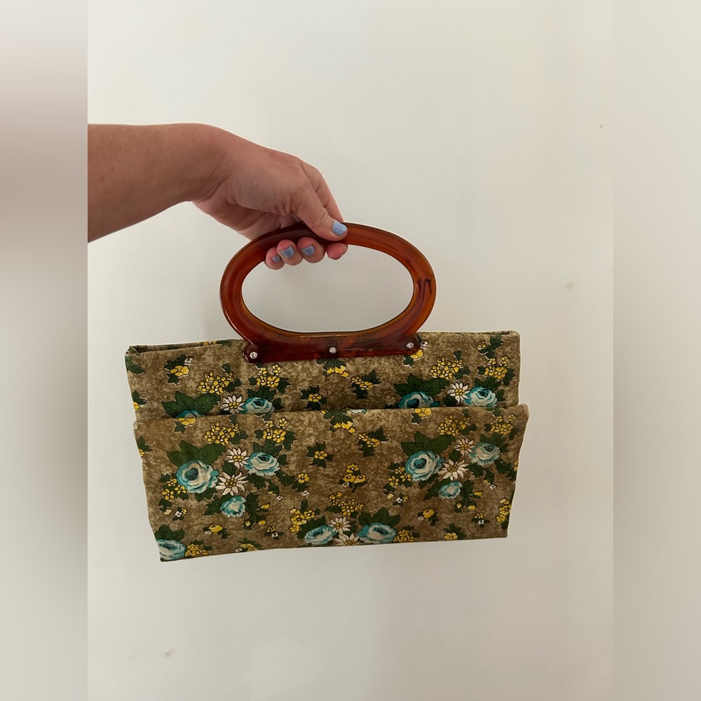 True Vintage 1960’s purse handbag with mini purse inside